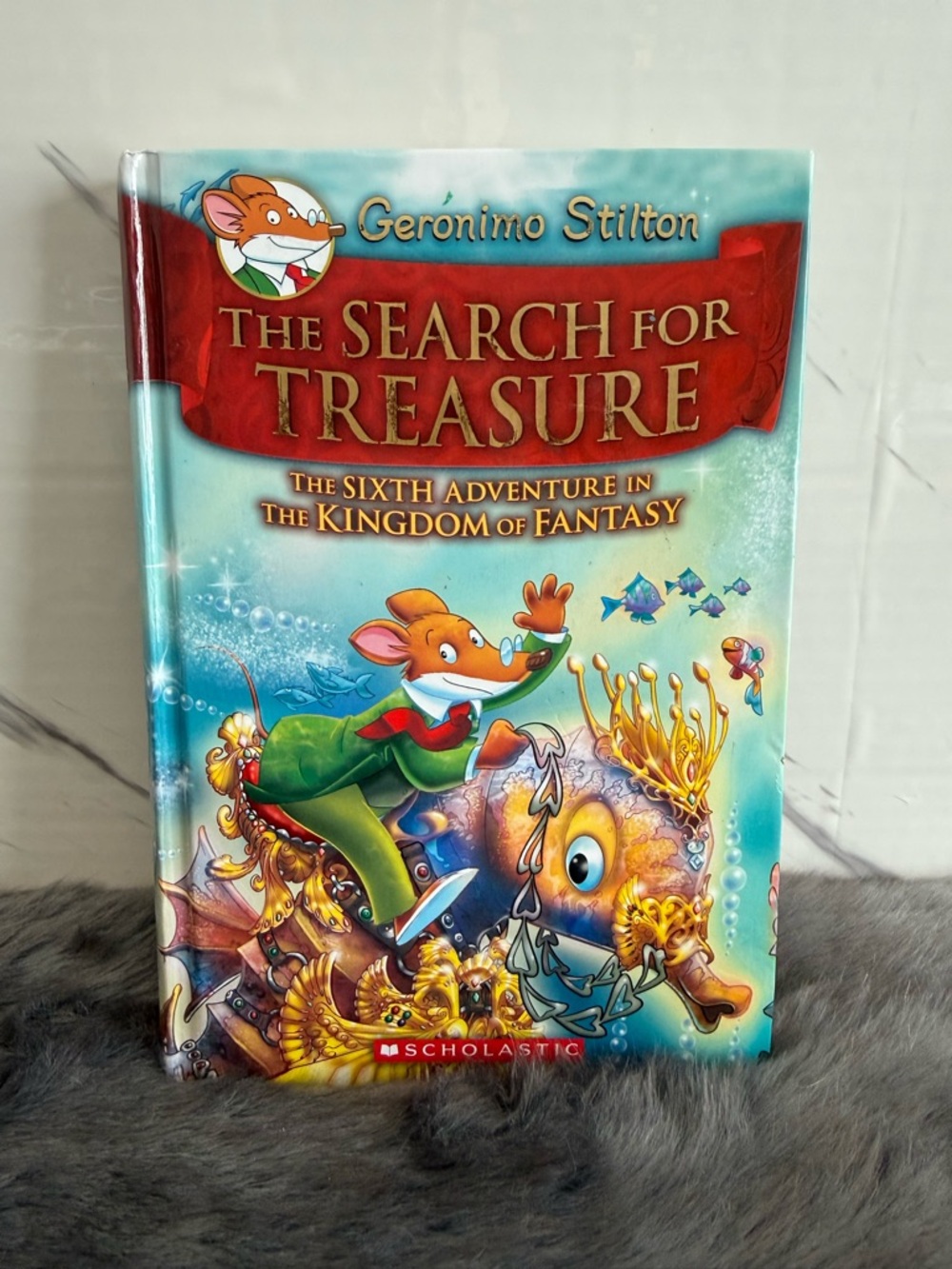 Scholastic Geronimo Stilton Underwater Adventure – Aqua & Teal Cover
